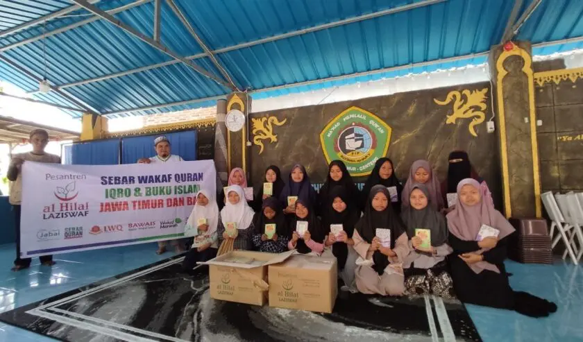 Pesantren Al-Hilal Laziswaf Donasikan Al Quran untuk Santri di Jatim dan Bali
