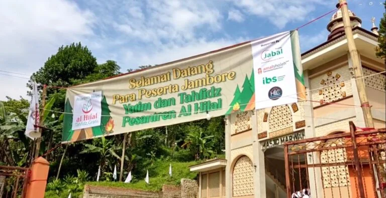 Santri Pesantren Al Hilal Sambut Jambore Yatim dan Tahfidz Qur’an Season 7