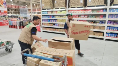 Gerak Cepat Tim LAZISWAF Al Hilal, Belanja Logistik Besar di Medan untuk Korban Banjir Aceh Tamiang