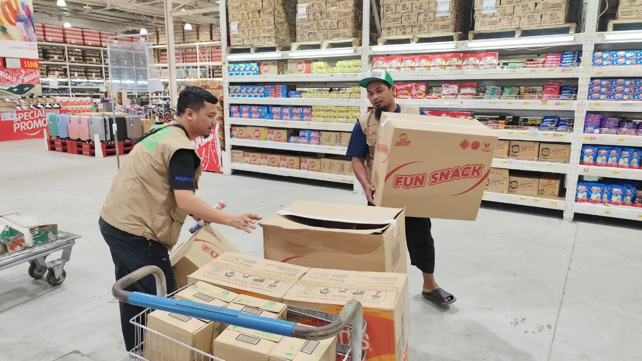 Gerak Cepat Tim LAZISWAF Al Hilal, Belanja Logistik Besar di Medan untuk Korban Banjir Aceh Tamiang